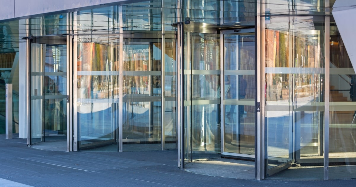Revolving doors for medical facilities help with high numbers of visitors.